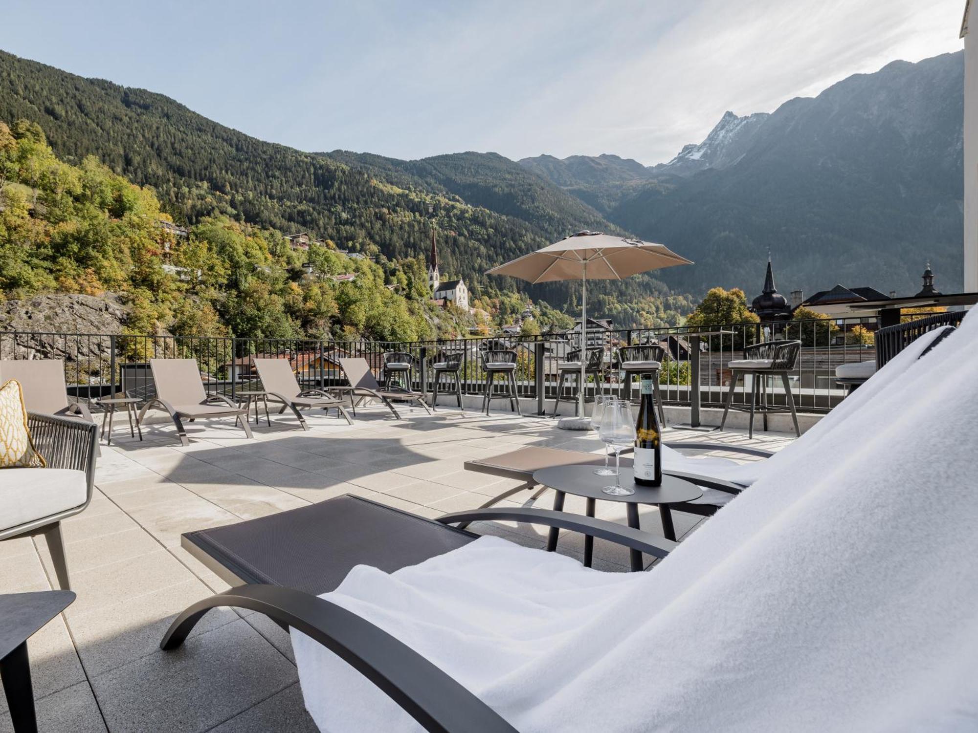 NEUES Apartmenthaus mit Sky- Wellness MYALPS Tirol Oetz Exterior foto